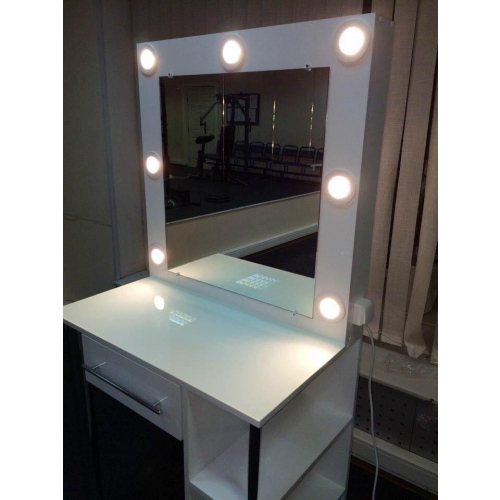 Зеркало визажиста "Alone"